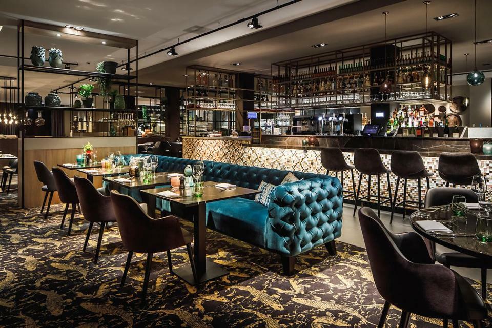 Van Der Valk Hotel Apeldoorn Esterno foto